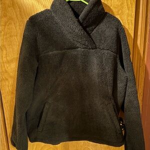 The North Face Black Fleece Pull Over